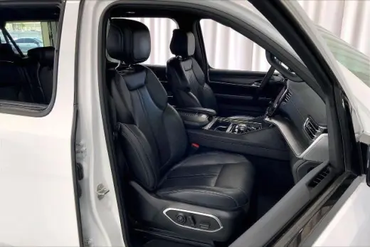Jeep Wagoneer L 2024 4x2 Serie II 4p SUV