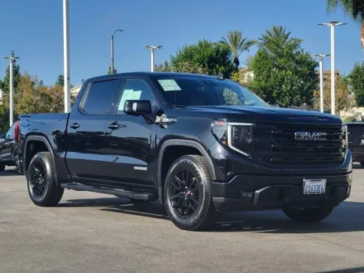 GMC Sierra 1500 2024 4x2 Elevation 4p. Cabina Crew de 5.8 pies de caja trasera
