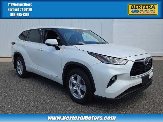 Toyota Highlander 2021 AWD LE SUV de 4 puertas