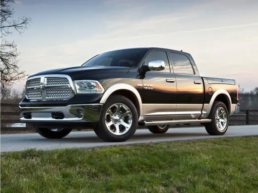 Ram 1500 2015 4x4 Tradesman Cabina de tripulación 4p 6.3 pies BA Camioneta