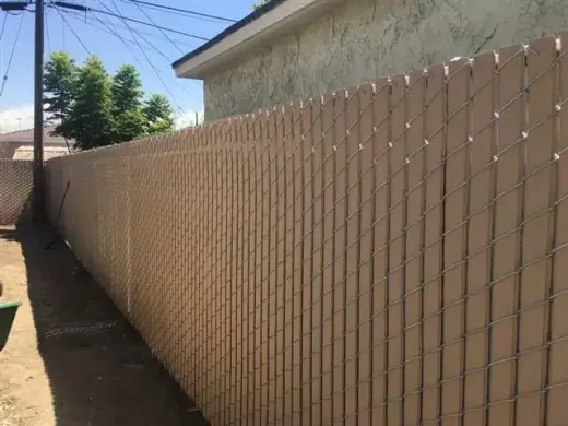 Landa Fence