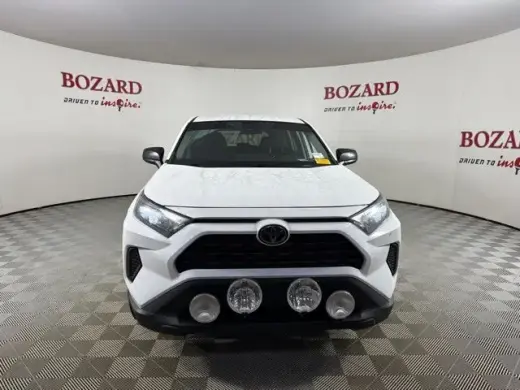Toyota RAV4 2022 LE 4p SUV