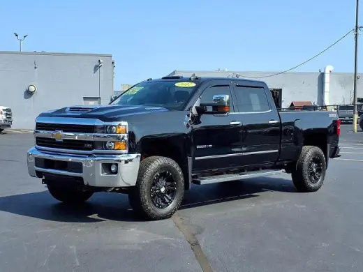Chevrolet Silverado 3500HD 2017 4x4 LTZ 4p Cabina Completa SRW