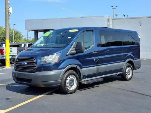 Ford Transit 2017 150 XL 3dr SWB Tech Bajo Tech de Pasajero con Puerta Corrediza Lateral del Pasajero