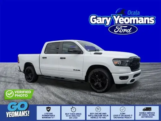 Ram 1500 2023 4x2 Lone Star 4p Cabina Completa de Tripulación 5.6 ft. SB Camioneta