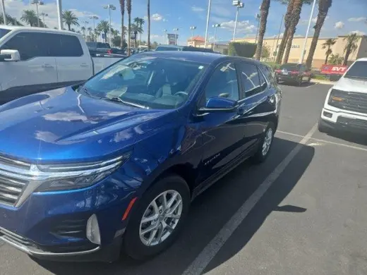 Chevrolet Equinox 2023 4x4 LT 4p SUV con 1LT