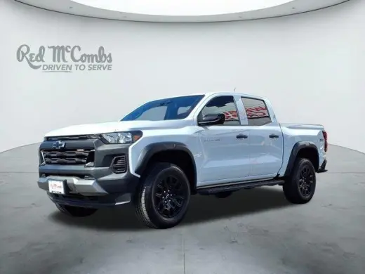 Chevrolet Colorado 2024 4x4 Trail Boss 4p. Cabina de Tripulante 5 ft. Carrocería Corta