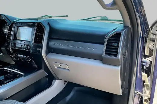 Ford F-250 Super Duty 2019 4x4 XLT 4 puertas, cabina doble (Crew Cab), batea de 6.8 pies (SB)