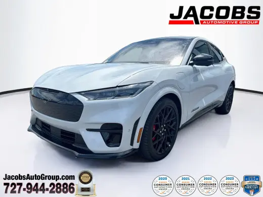 Ford Mustang Mach-E 2023 AWD GT SUV de 4 puertas