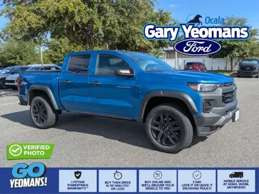 Chevrolet Colorado 2024 4x4 Trail Boss 4 puertas Cabina Doble Caja Corta de 5 pies