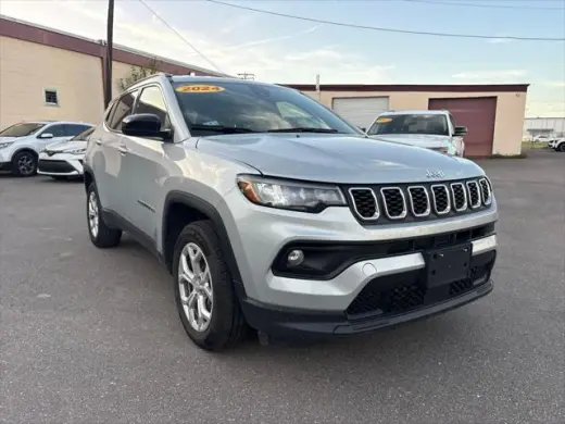 Jeep Compass 2024 4x4 Latitude SUV de 4 puertas