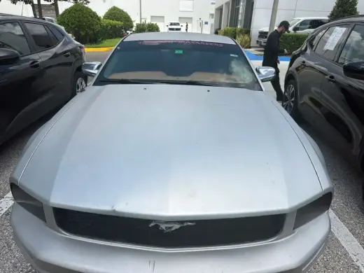 Ford Mustang 2005 V6 Premium 2 puertas Fastback