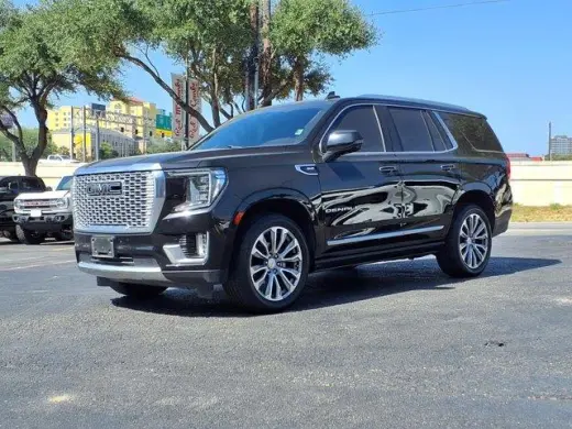 GMC Yukon 2021 4x2 Denali SUV de 4 puertas