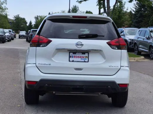 Nissan Rogue 2017 AWD SV 4dr Crossover (lanzamiento de mitad de año)