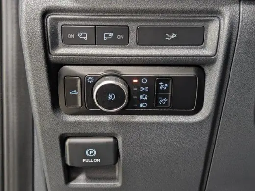 Ford F-150 2023 4x4 XLT 4 puertas SuperCrew 5.5 pies Caja Corta