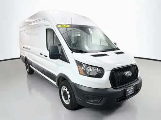 Ford Transit 2025 250 3 puertas, distancia entre ejes extralarga (LWB), techo alto, furgoneta de carga extendida