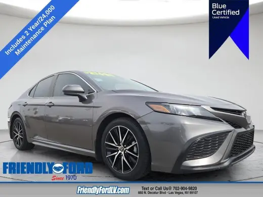 Toyota Camry 2021 SE Sedán de 4 puertas