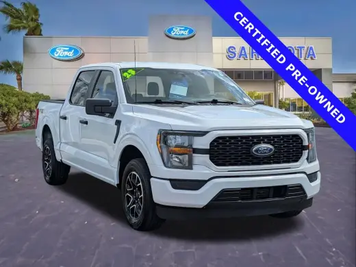 Ford F-150 2023 4x2 XL 4 puertas SuperCrew batea de 5.5 pies