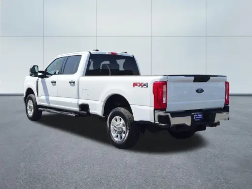 Ford F-250 Super Duty 2023 4x4 King Ranch 4p. Cabina Extendida 6.8 ft. Caja Corta Pickup