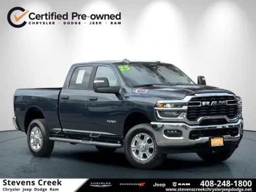 Ram 2500 2025 4x4 Big Horn 4p. Cabina de Tripulación 6.3 pies de Cajón Camioneta