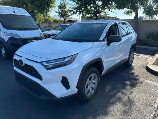 Toyota RAV4 2024 AWD LE 4p SUV