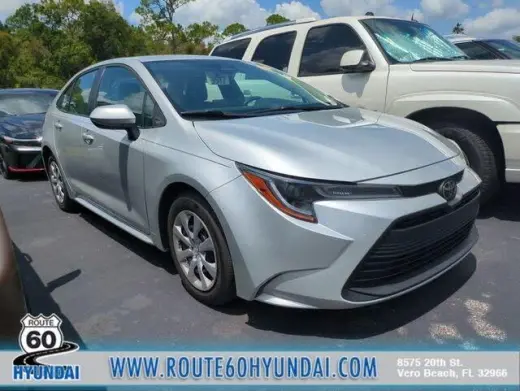 Toyota Corolla 2025 LE 4p Sedan