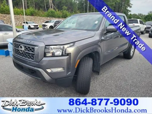 Nissan Frontier 2024 4x4 SV Cabina Doble 4 puestas Caja Corta de 5 pies