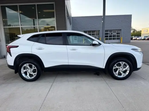 Chevrolet Trax 2024 LS 4p Crossover