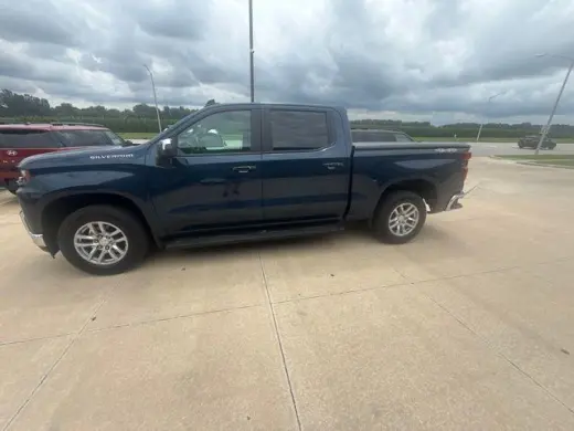 Chevrolet Silverado 1500 2019 4x4 LT 6p. Cabina de tripulación estándar 6,6 pies de caja corta