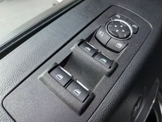 Ford F-150 2020 4x4 Lariat 4p SuperCrew 5.5 ft. SB