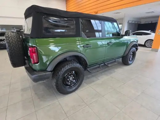 Ford Bronco 2023 4x4 Black Diamond 4p SUV