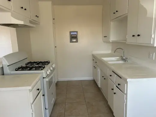 SE RENTA APT. en YUCAIPA-92399