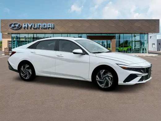 Hyundai ELANTRA 2025 SEL Confort 4p Sedan