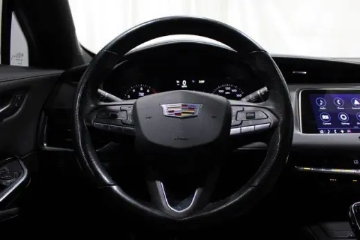Cadillac XT4 2023 4x4 Sport 4p Crossover