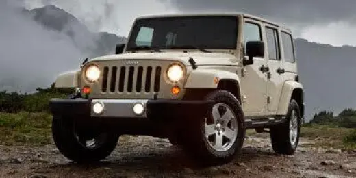 Jeep Wrangler Unlimited 2013 4x4 Sahara 4p SUV