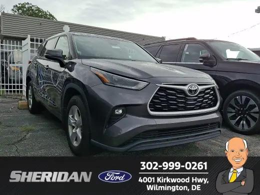 Toyota Highlander 2021 AWD LE SUV 4p.