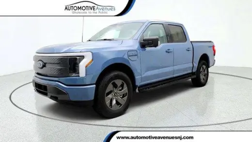 Ford F-150 Lightning 2023 AWD XLT 4p SuperCrew 5.5 ft. SB
