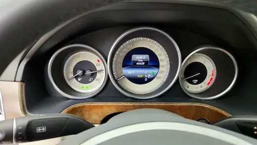 Clase E Mercedes-Benz 2014 E 350 Lujo 4p Sedan