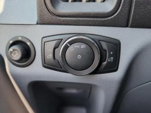 Ford Transit 2018 350 XL 3p LWB Tech con techo bajo con puertas laterales 60/40