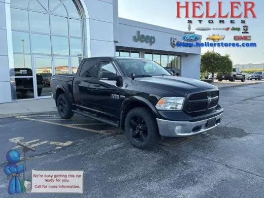 Ram 1500 2016 4x4 SLT 4p Cabina Crew 5,5 pies BA Camioneta