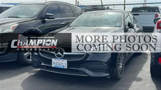 Mercedes-Benz Clase C 2024 AWD C 300 4MATIC Sedán 4p.