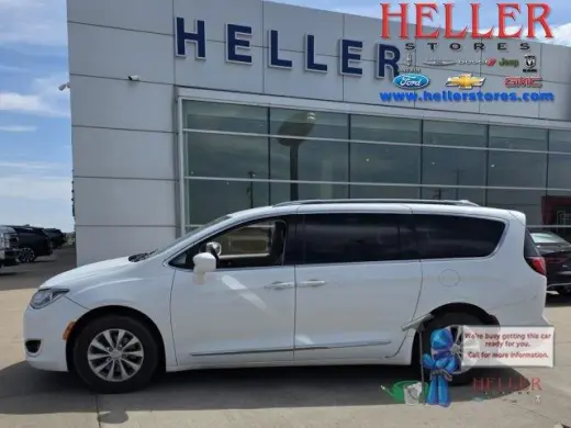 Chrysler Pacifica 2019 Touring L 4p Minivan