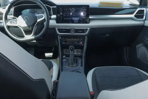 2025 Volkswagen Taos