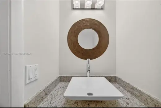 1 dormitorio y 1,5 baños