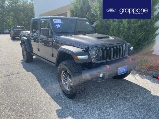 Jeep Gladiator 2025 4x4 Mojave 4p. Cabina de Tripulante 5.0 ft. Caja Corta