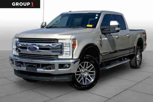 Ford F-250 Super Duty 2017 4x4 Lariat 4p Camioneta Cabina Doble 6.8 pies de caja