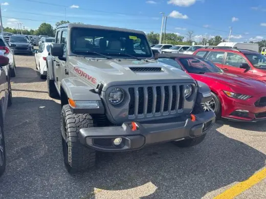 Jeep Gladiator 2021 4x4 Mojave 4p. Cabina de Tripulante 5.0 pies. SB