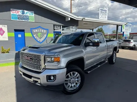 2019 GMC Sierra 3500HD Denali Crew Cab Long Box 4WD