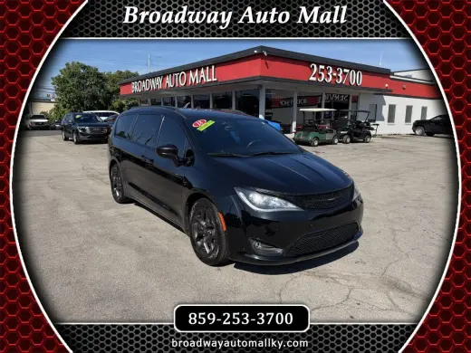 2018 Chrysler Pacifica Touring L Plus