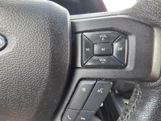 Ford F-150 2015 4x4 XLT 4dr SuperCrew 5.5 ft. SB